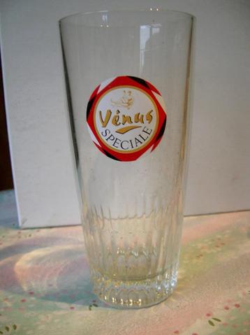 VENUS (Progres Haine St Paul) beschikbaar voor biedingen