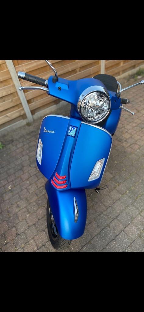 Vespa 125 GTS, Motoren, Motoren | Piaggio, Particulier, Super Sport, 11 kW of minder, 1 cilinder, Ophalen