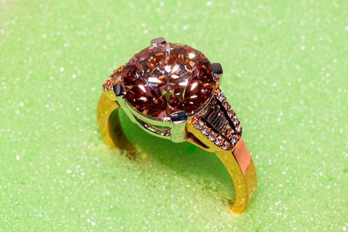 Diamanten  ring  met  roze  diamant  van  +/- 5,5 ct, Handtassen en Accessoires, Ringen, Roze, Goud, Ophalen of Verzenden