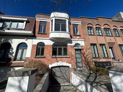 Maison te huur in Uccle, Immo, Huizen te huur, Vrijstaande woning