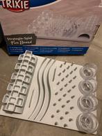 Katten speel - voederbak, Enlèvement, Ergonomique, Comme neuf