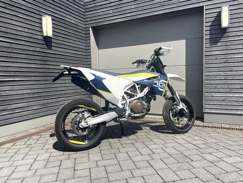 Husqvarna 701 SuperMoto parfait état, peu de kilomètres, Motoren, Motoren | Husqvarna, Particulier, SuperMoto, ABS, Sportuitlaat