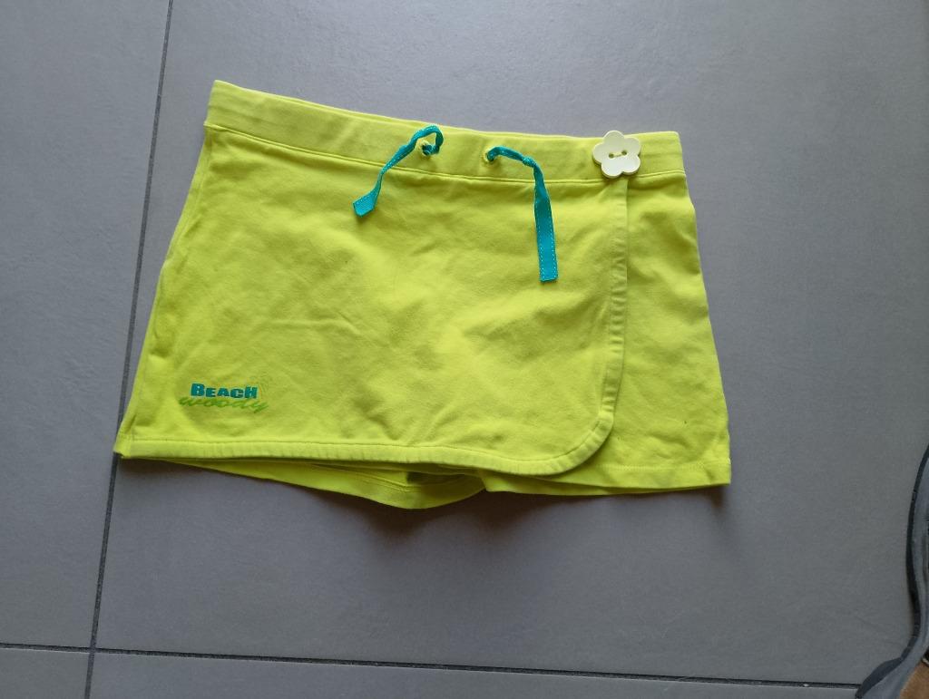 shortje woody beach 152, Ophalen of Verzenden, Meisje