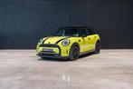 Mini Mini Cooper Blackroof | LEDER | LED | CAMERA, Auto's, Stof, Zwart, Overige kleuren, 136 pk