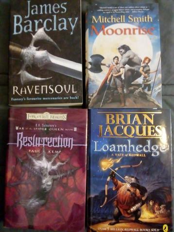 Verschillende Engelstalige fantasyboeken