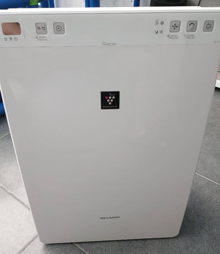 Sharp KCF32EUW Luchtreiniger & Luchtbevochtiger, Elektronische apparatuur, Luchtbehandelingsapparatuur, Gebruikt, Luchtbevochtiger