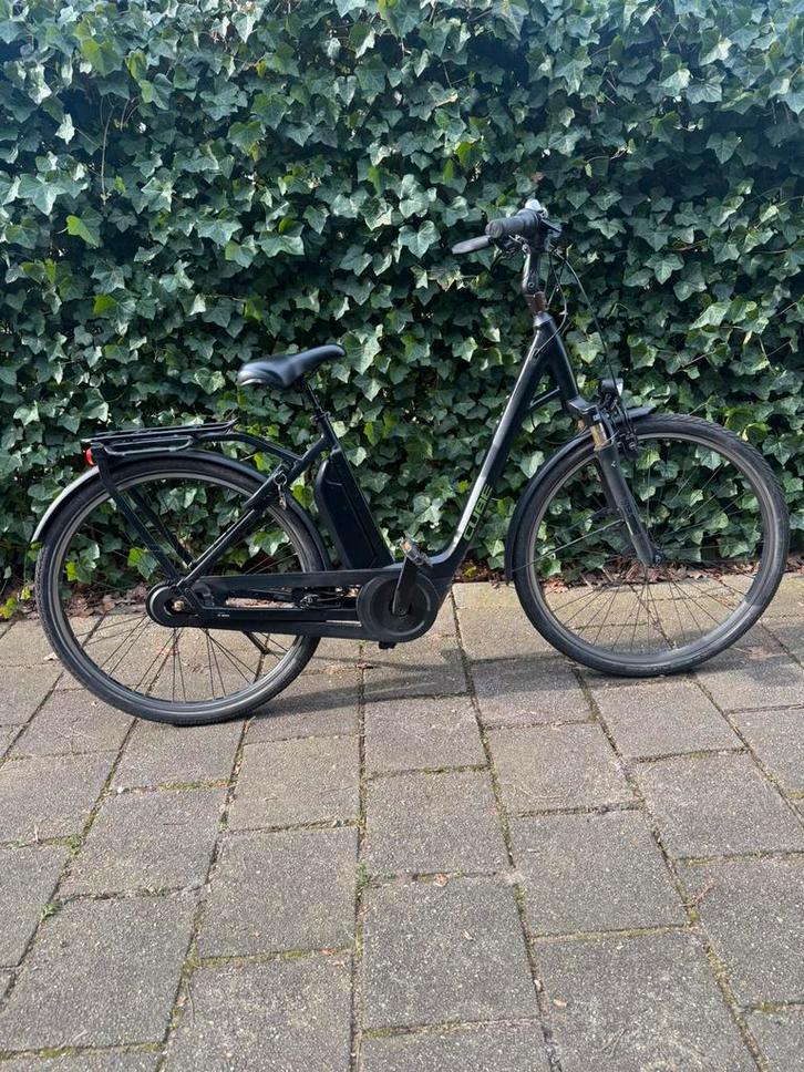 Vélo électrique ~ CUBE - Moteur central Bosch, Vélos & Vélomoteurs, Vélos électriques, Comme neuf, Cube, Enlèvement