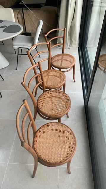 4 prachtige Thonet-stoelen