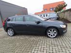 Volvo V60 2.0 D3 Momentum (bj 2015), Auto's, Gebruikt, 1969 cc, 5 deurs, Zilver of Grijs