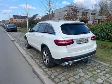 Mercedes-Benz GLC 350e 4Matic 7G-TRONIC AMG Line, Auto's, Automaat, USB, 2000 kg, Alcantara