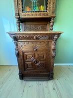 Mechelse kast, Ophalen