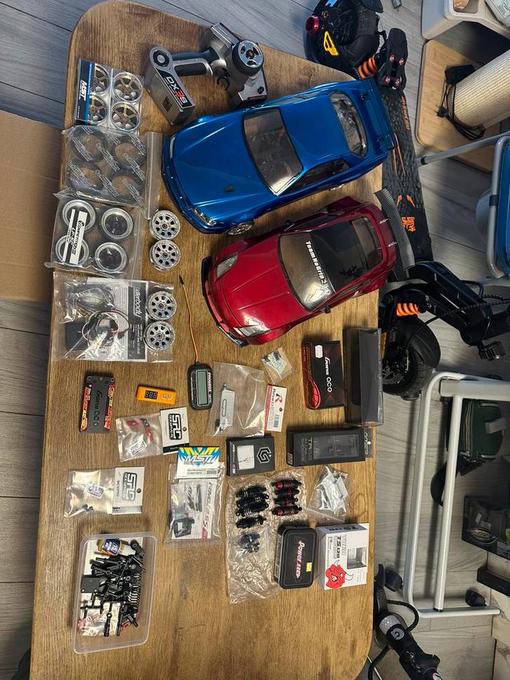 Te koop lot drift rc electric 1/10, Hobby en Vrije tijd, Modelbouw | Radiografisch | Auto's, Zo goed als nieuw, Auto offroad, Elektro