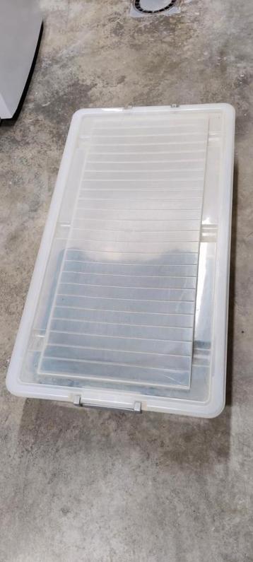 2 opbergboxen voor onder het bed beschikbaar voor biedingen