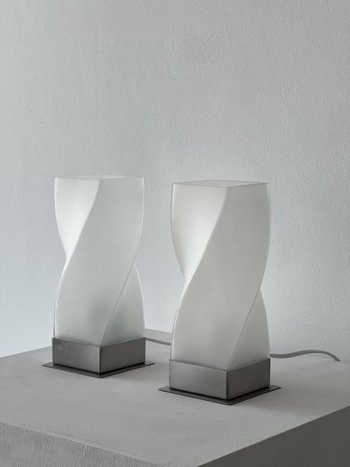 Set van 2 vintage gedraaide tafellampen, Huis en Inrichting, Lampen | Tafellampen, Zo goed als nieuw, Ophalen