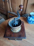 Antieke koffiemolen, hout en koper, Antiek en Kunst, Ophalen
