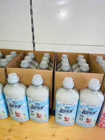 Adoucissant LENOR (aussi lessive DASH, ARIEL, LENOR…) beschikbaar voor biedingen
