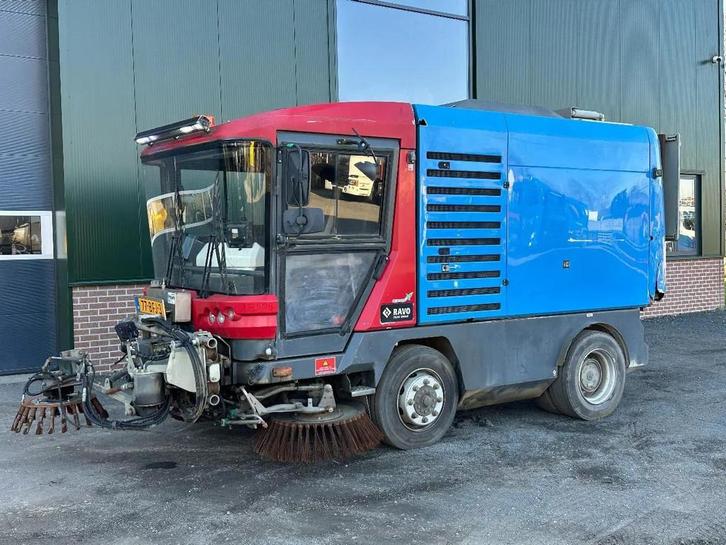 Ravo 580 VEEGMACHINE/SWEEPER! DK1032, Auto's, Vrachtwagens, Bedrijf, Te koop, Overige merken, Diesel, Euro 5, Blauw, Achterwielaandrijving