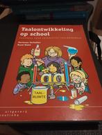 Taalontwikkeling op school, Boeken, Ophalen, Zo goed als nieuw, Marianne Verhallen, Ruud Walst