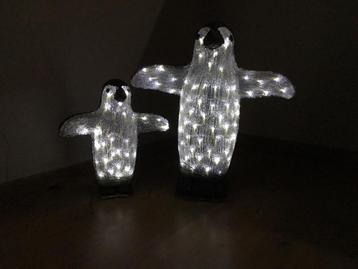 Kerstdecoratie pinguïns groot en klein beschikbaar voor biedingen