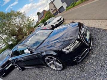 Audi s8 facelift in showroom staat V8  beschikbaar voor biedingen