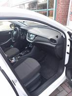 Opel grandland x at8 12pt  130pk 96kw, Auto's, Opel, Monovolume, Euro 6, Leder en Stof, Wit