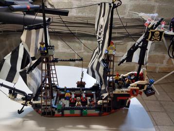 Lego 6286 – Piraten – Piratenschip Skull’s Eye  beschikbaar voor biedingen