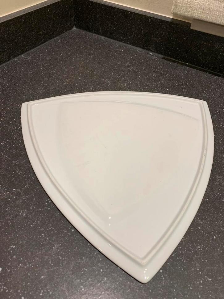 Set van 12 ovenbestendige droehoekige borden, Huis en Inrichting, Keuken | Servies, Nieuw, Bord(en), Overige stijlen, Porselein