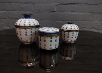 Pots à gingembre de la dynastie Qing, Enlèvement ou Envoi