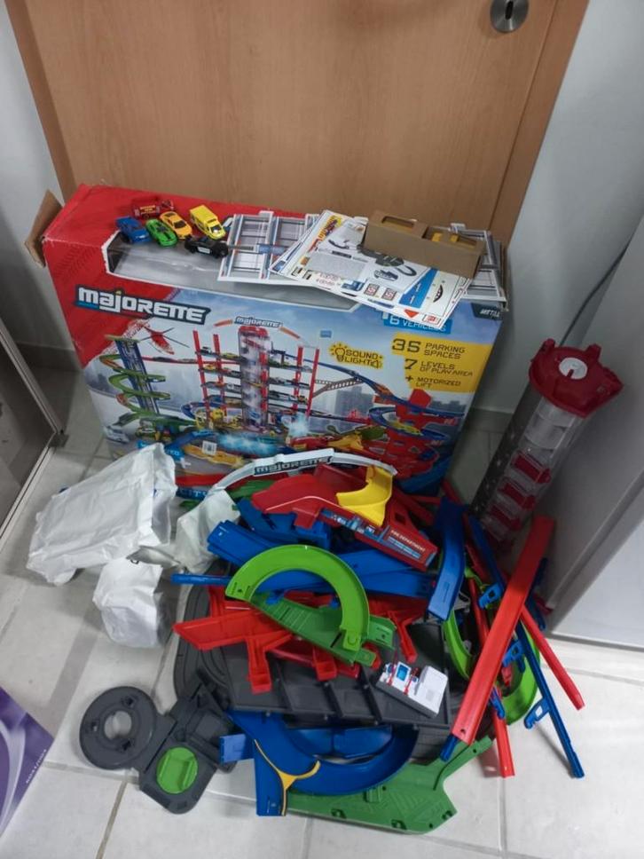 Majorette Super City Garage - GLOEDNIEUW, Enfants & Bébés, Jouets | Circuits, Neuf, Circuit, Manuelle, Autres marques, À monter soi-même