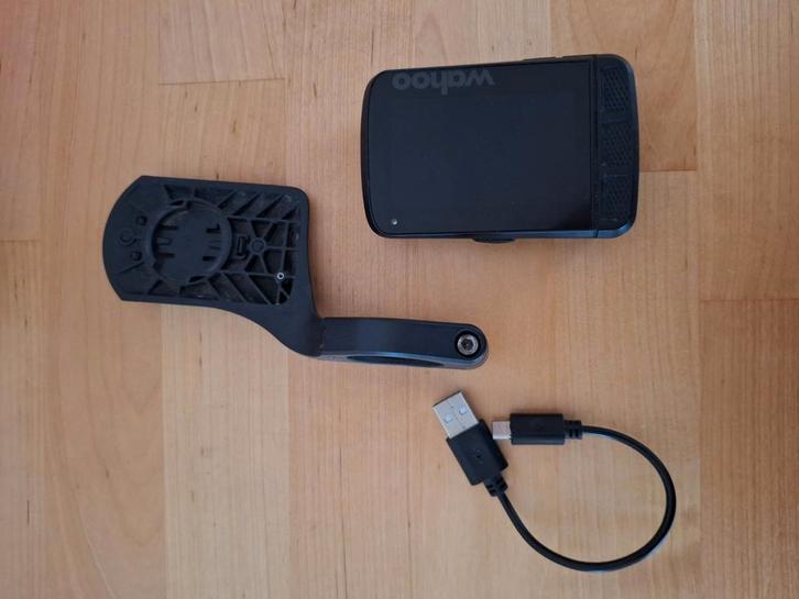 Wahoo Elemnt Roam V1 (2019), Fietsen en Brommers, Fietsaccessoires | Fietscomputers, Zo goed als nieuw, Ophalen of Verzenden