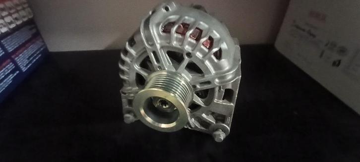 Alternator Valeo voor Renault / DACIA / Opel / Nissan, Auto-onderdelen, Motor en Toebehoren, Nissan, Opel, Renault, Dacia, Nieuw