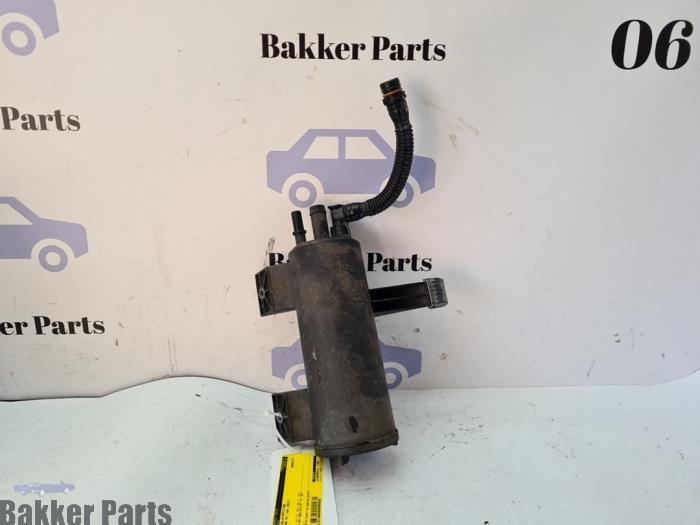 Koolstoffilter van een BMW X3, Auto-onderdelen, Filters, BMW, Gebruikt, 3 maanden garantie