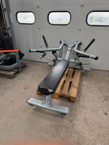 Matrix flat bench / brustpresse / plate loaded 50 mm beschikbaar voor biedingen