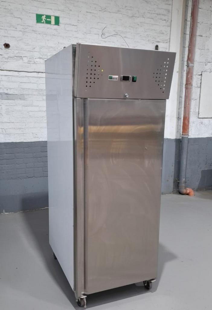 Réfrigérateur SAGITTARIUS – Armoire froide 75*200*100cm, Verzamelen, Complete verzamelingen en Collecties, Ophalen of Verzenden