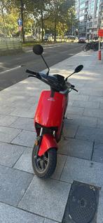 Electric scooter A class-super soco with helmet, Motoren, Scooter, Particulier, Supet soco tc max, 25 cc