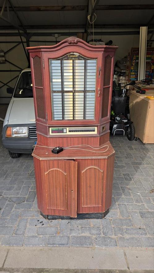 3 x jukebox opknapper € 1750 euro  Jupiter nsm rowe ami, Collections, Machines | Jukebox, Utilisé, Ami, Enlèvement ou Envoi