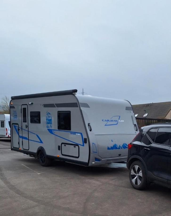Caravelair sport line 486 limited edition stapelbed, Caravans en Kamperen, Caravans, Particulier, Caravelair, Stapelbed, Airco