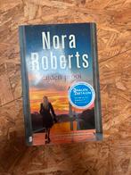 Nora roberts Zijden  prooi, Boeken, Ophalen of Verzenden