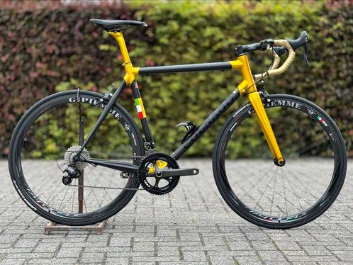 Colnago EPS, Vélos & Vélomoteurs, Vélos | Vélos de course, Comme neuf, Autres marques, 28 pouces, Carbone, 57 à 61 cm, Enlèvement ou Envoi