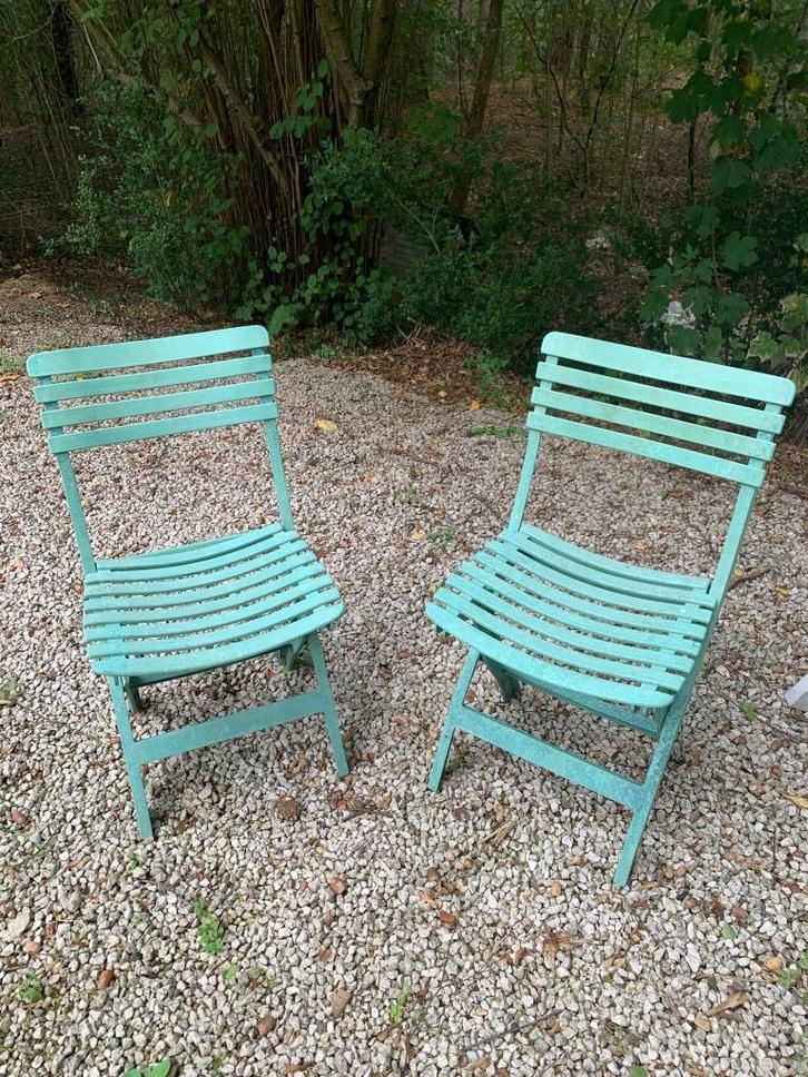 Twee groene bistrostoeltjes, Tuin en Terras, Tuinstoelen, Gebruikt, Kunststof, Inklapbaar, Ophalen
