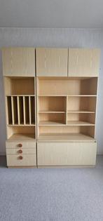 Slaapkamer bed + boekenkast, Huis en Inrichting, Ophalen