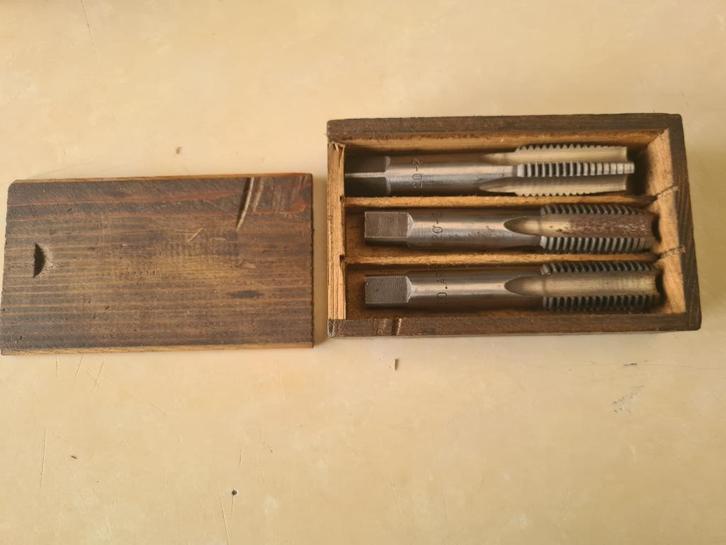 Tarauds jeu de 3 en neuf, Auto diversen, Autogereedschap, Nieuw, Verzenden
