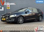 Volvo V60 2.4 D6 AWD Plug-In Hybrid Summum | Schuif/Kantelda, Auto's, Volvo, Automaat, 48 g/km, Zwart, Break