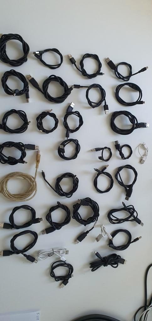 Allerlei soorten kabels te koop., Elektronische apparatuur, Overige elektronische apparatuur, Gebruikt, Ophalen