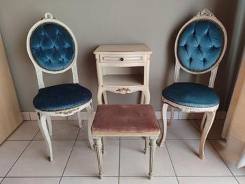 Stoelen Louis XV-stijl kast bank Franse kapstoel antiek beschikbaar voor biedingen