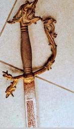 Épée cérémonielle avec dragon en bronze, Antiquités & Art, Antiquités | Accessoires de maison, Enlèvement ou Envoi