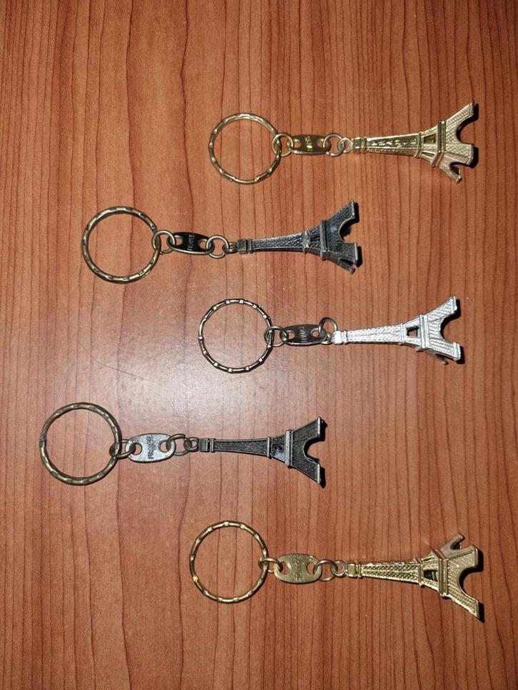 5 porte-clefs "Tour Eiffel" NEUFS, Collections, Porte-clés, Neuf