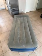 Luchtmatras met luchtpomp, Ophalen, Zo goed als nieuw