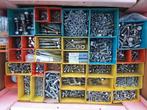Lot bouten, moeren, pluggen & allerlei bevestigingsmateriaal, Ophalen, 50 tot 100 mm, Zo goed als nieuw, Inox
