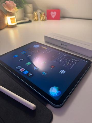 Ipad Air (5de gen) M1, incl Apple pencil 2, magnetische case beschikbaar voor biedingen